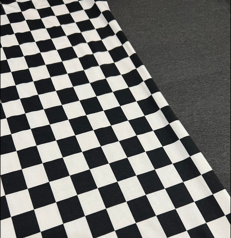 NEW XL Black/White checker & Black
